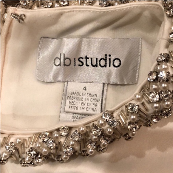 Beautiful white cocktail dress - Picture 4 of 6